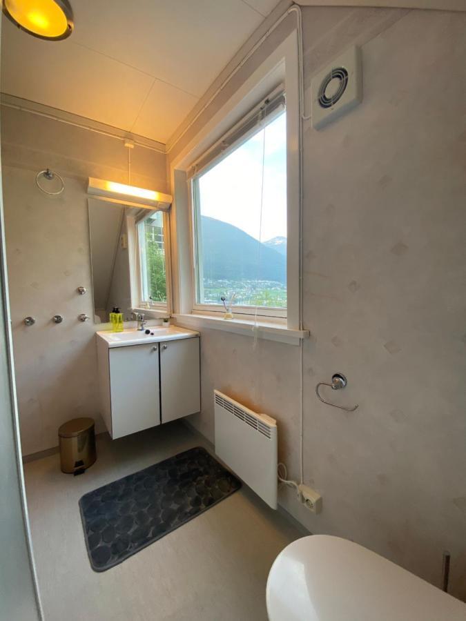 Leilighet Stryn Lejlighed Eksteriør billede
